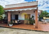Chalet independiente con terreno en venta en Ontinyent ref: TR408946 foto