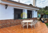 Chalet independiente con terreno en venta en Ontinyent ref: TR408946 foto