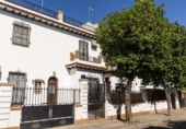Xalet independent amb terreny en venda a Sevilla ref.: TR409107 foto
