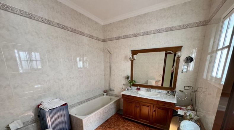 Sevilla - Alcalá de Guadaíra - 298m2