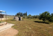 Отдельно стоящий дом с участком на продажу в городе Tortosa. Фото