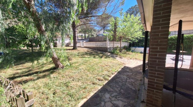 Barcelona - Canyelles - 1350m2