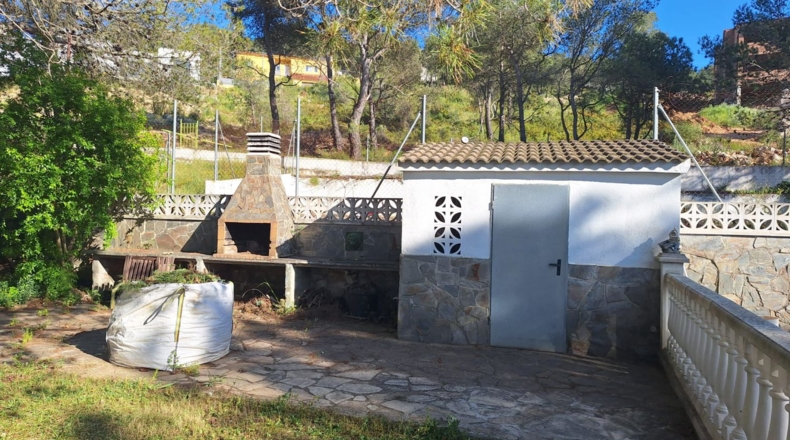 Barcelona - Canyelles - 1350m2
