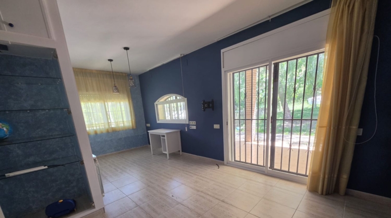 Barcelona - Canyelles - 1350m2