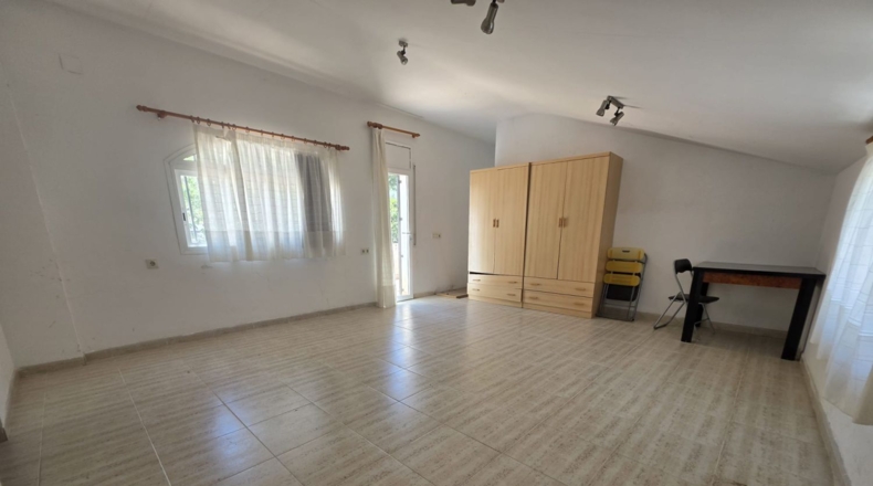 Barcelona - Canyelles - 1350m2