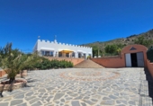 Casa de camp amb terreny en venda a Oria ref.: TR409015 foto
