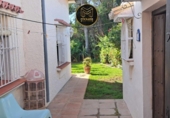 Villa con terreno en venta en Estepona ref: TR409116 foto