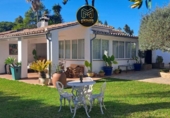 Villa con terreno en venta en Estepona ref: TR409116 foto