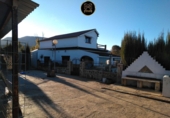 Chalet independiente con terreno en venta en Torredonjimeno ref: TR409041 foto