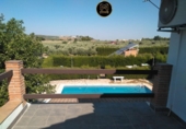 Chalet independiente con terreno en venta en Torredonjimeno ref: TR409041 foto