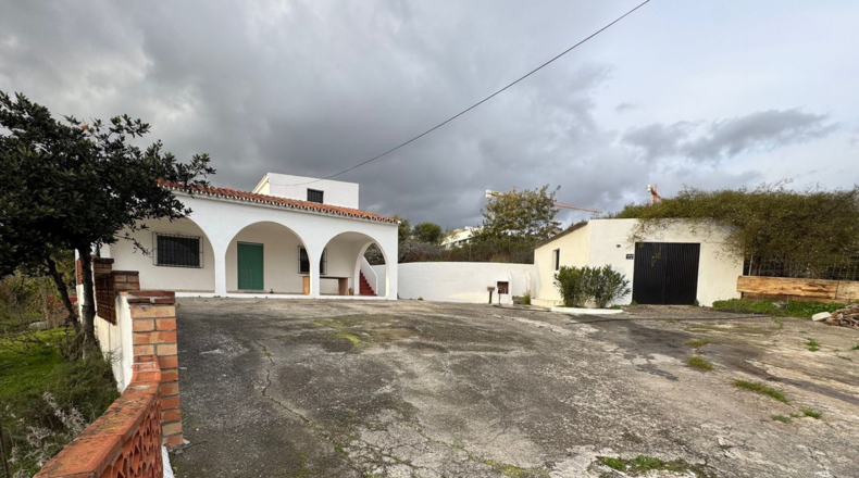 Malaga - Estepona - 29806m2