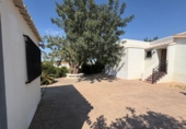 Chalet independiente con terreno en venta en Torrent ref: TR409075 foto