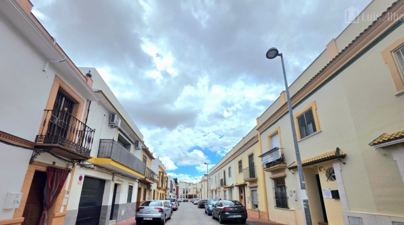 Sevilla - Dos Hermanas - 1393m2