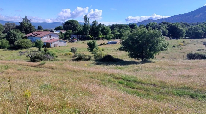 Касерес - Casas del Monte - 58000m2