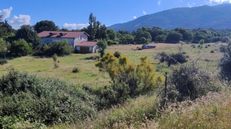 Касерес - Casas del Monte - 58000m2
