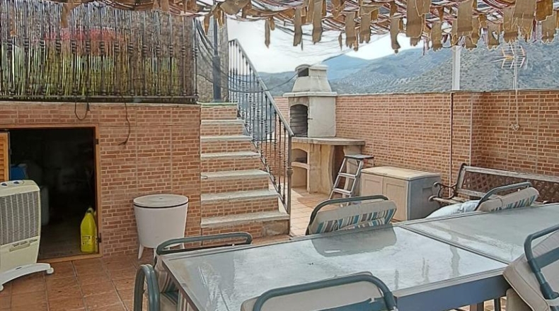 Jaén - Cárchel - 600m2