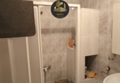 Отдельно стоящий дом с участком на продажу в городе Rus. Фото