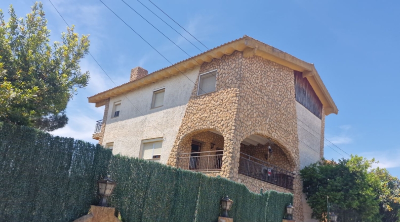 Lérida - Montoliu de Lleida - 515m2