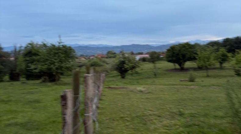 Astúries - Pola de Siero - 1072m2