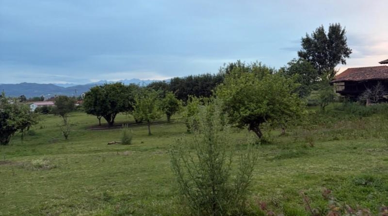 Astúries - Pola de Siero - 1072m2