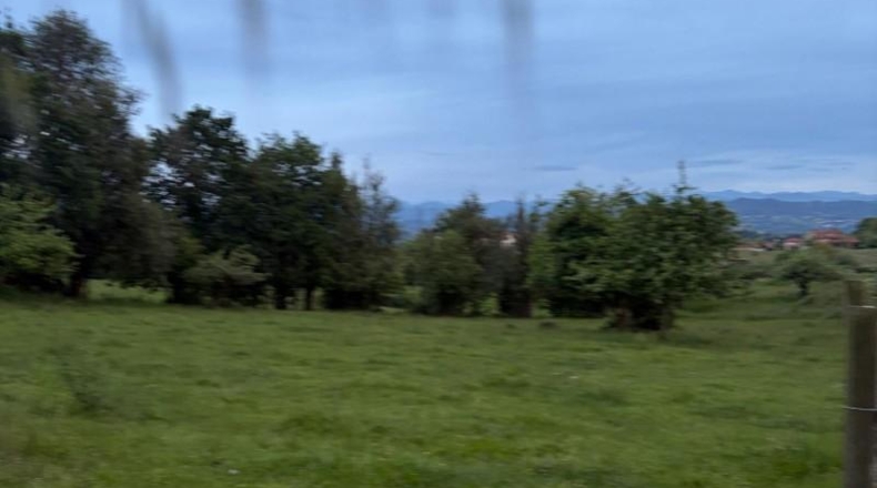 Astúries - Pola de Siero - 1072m2