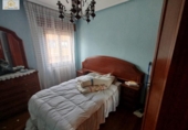 Дом с участком на продажу в городе San Andrés del Rabanedo Фото