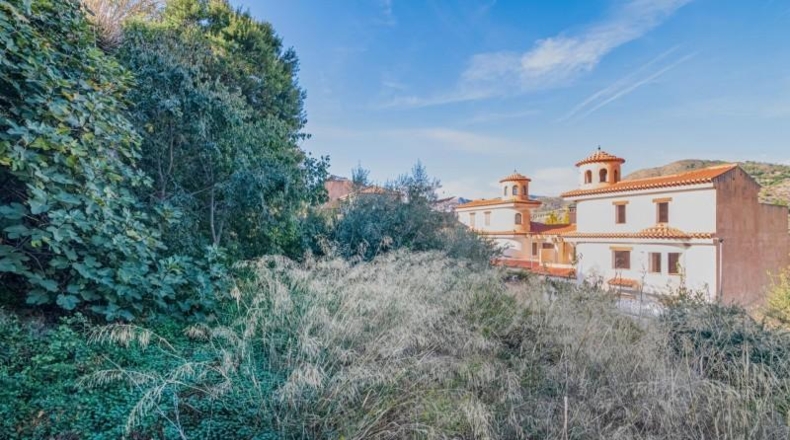 Granada - Vélez de Benaudalla - 1200m2