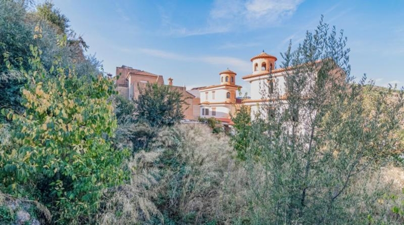 Granada - Vélez de Benaudalla - 1200m2