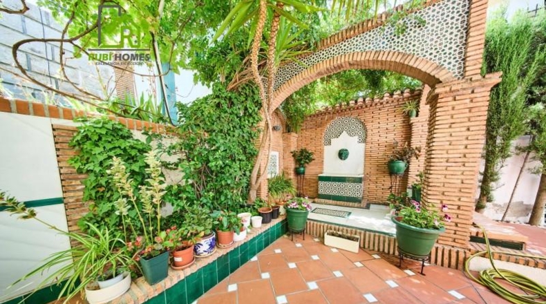 Granada - Villa de Otura - 638m2