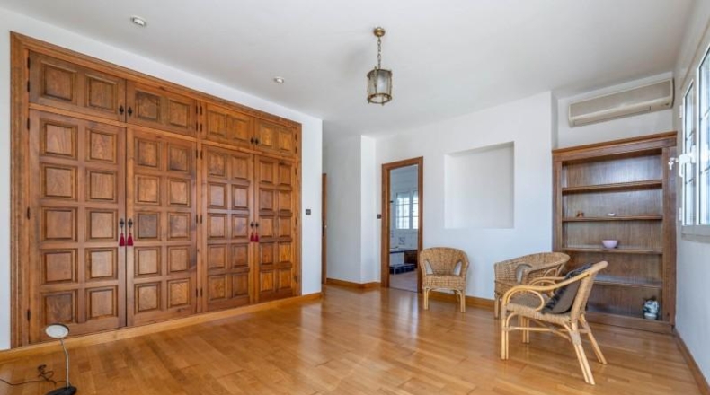 Granada - Santa Fe - 564m2