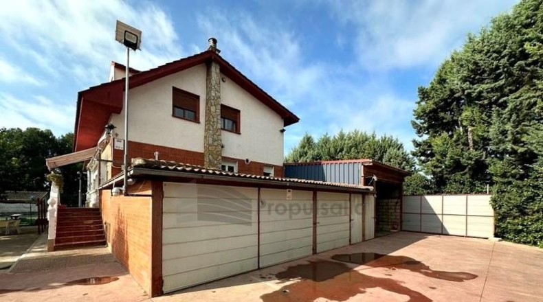 Zaragoza - Сарагоса - 4892m2