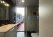 Отдельно стоящий дом с участком на продажу в городе Sant Feliu de Llobregat Фото
