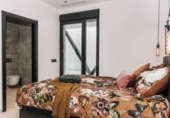 Отдельно стоящий дом с участком на продажу в городе Rojales Фото