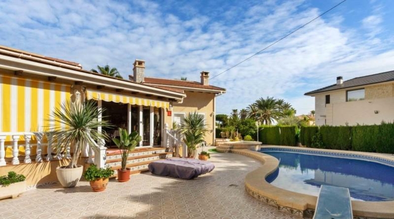 Alicante - Dehesa de Campoamor - 1425m2