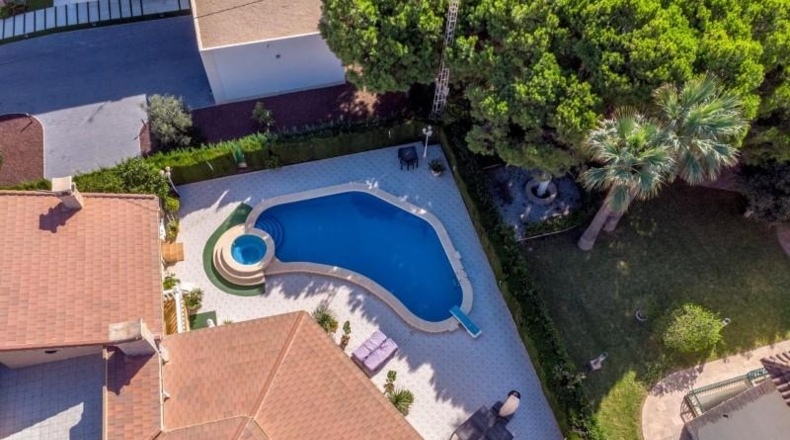 Аликанте - Cabo Roig - 1425m2