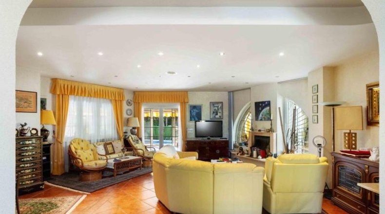 Аликанте - Cabo Roig - 1425m2