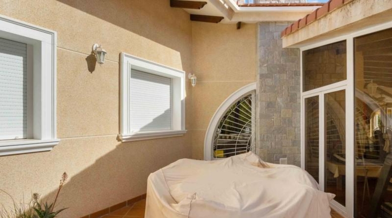 Аликанте - Cabo Roig - 1425m2