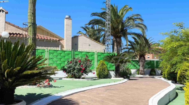 Albacete - Caudete - 1600m2