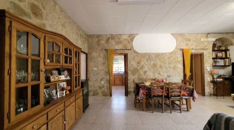 Valencia - Simat de la Valldigna - 200m2