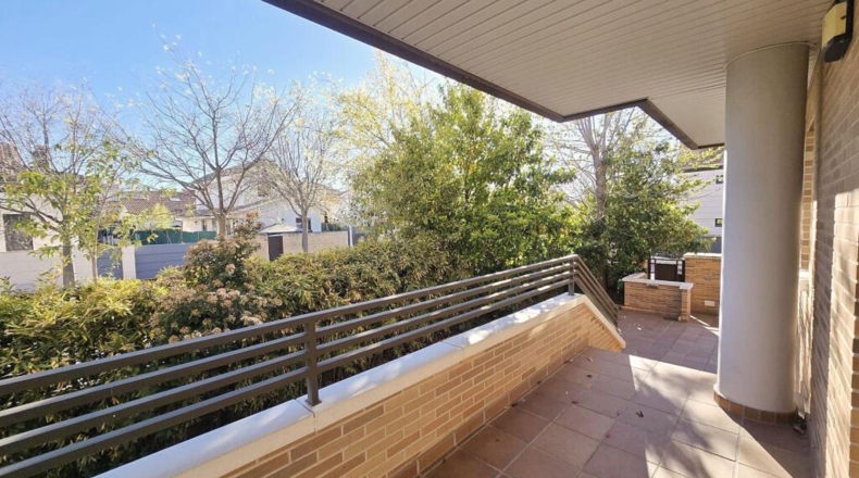 Community of Madrid - Villanueva de la Cañada - 390m2