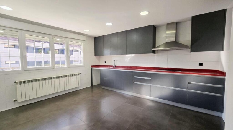 Community of Madrid - Villanueva de la Cañada - 390m2