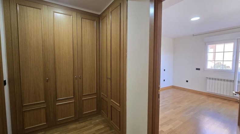 Community of Madrid - Villanueva de la Cañada - 390m2