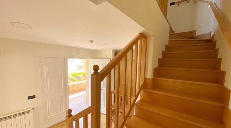 Community of Madrid - Villanueva de la Cañada - 390m2