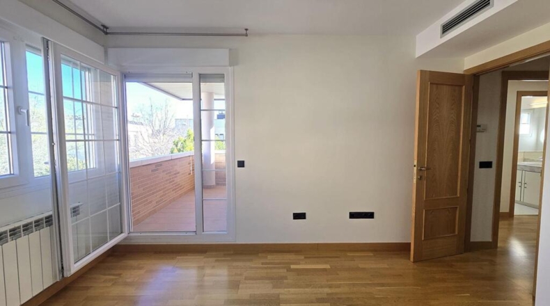 Community of Madrid - Villanueva de la Cañada - 390m2