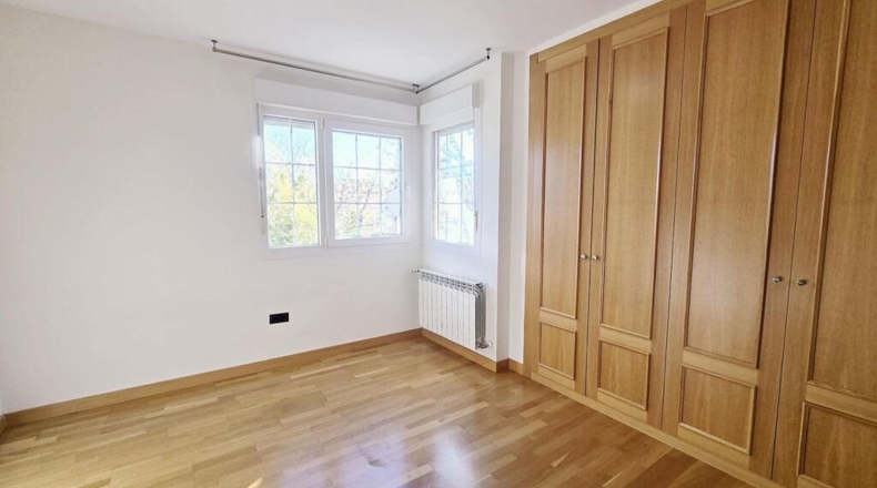 Community of Madrid - Villanueva de la Cañada - 390m2