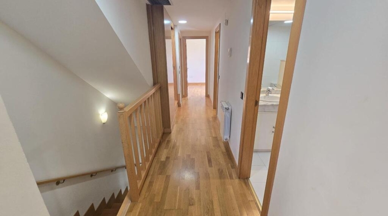 Community of Madrid - Villanueva de la Cañada - 390m2