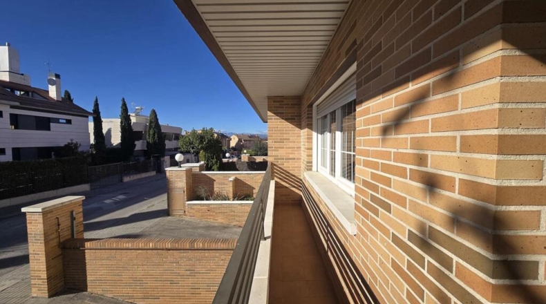 Community of Madrid - Villanueva de la Cañada - 390m2