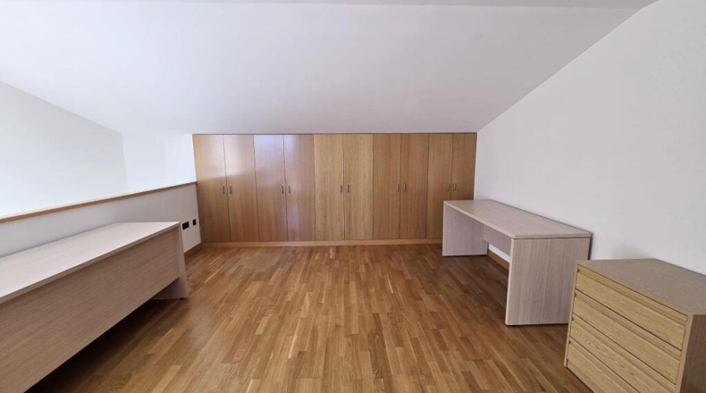 Community of Madrid - Villanueva de la Cañada - 390m2