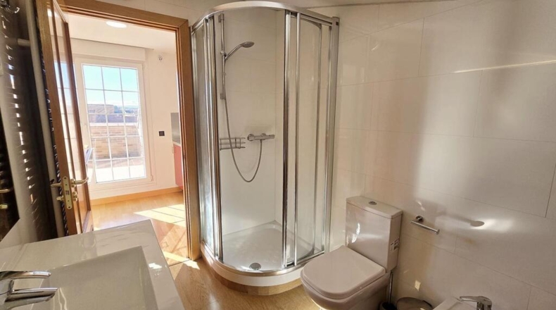 Community of Madrid - Villanueva de la Cañada - 390m2