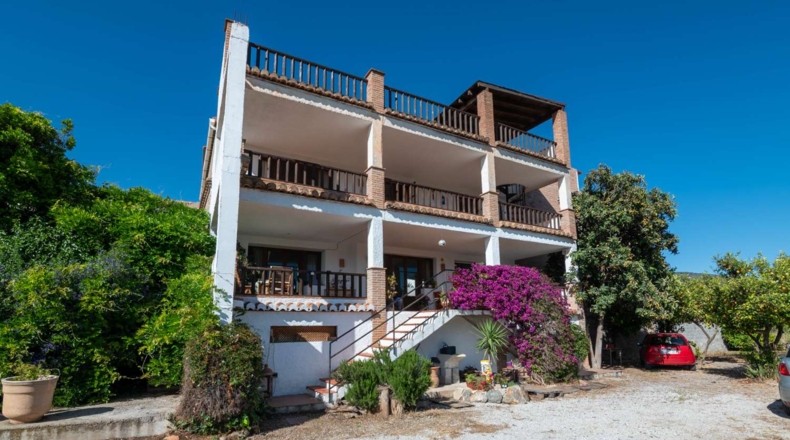 Granada - Talará - 1221m2
